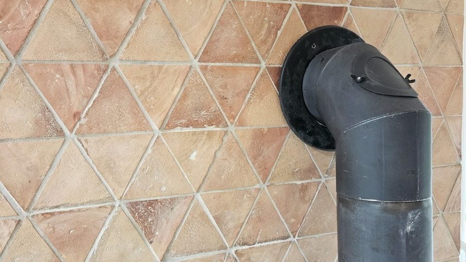 Opečni tlakovec Terra Cotta v leseni hiški 6 min