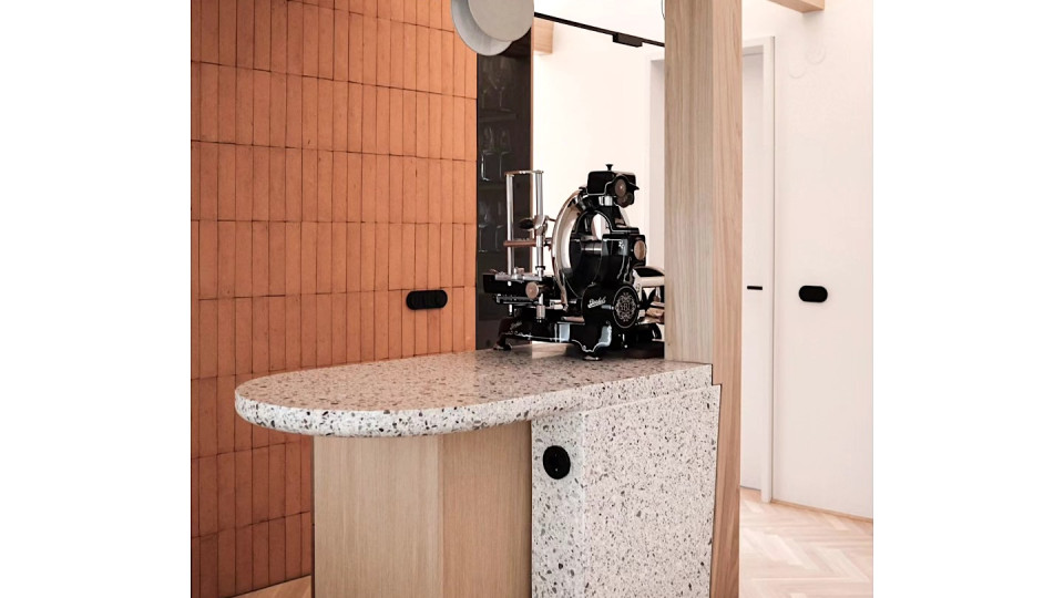Studio Aino 8