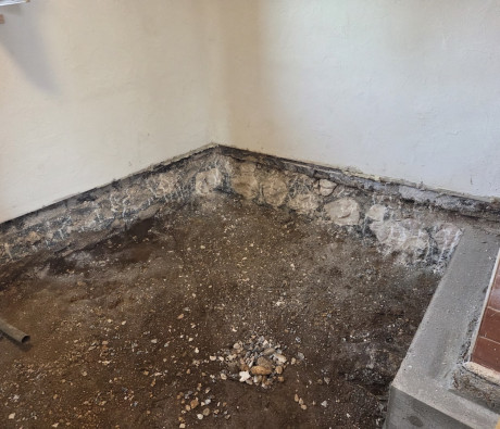 Terra Cotta gialla ribja kost z obrobo   p. beton 15